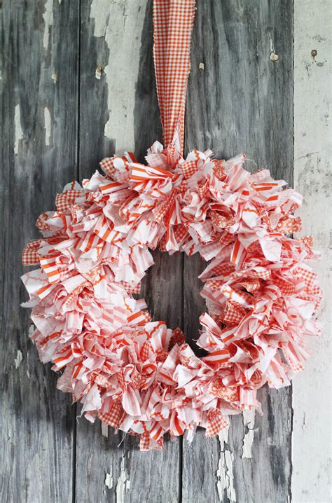 Making your strips smaller creates puckers and bends in the fabric. Cute + Easy Rag Wreath DIY | Buy This Cook That