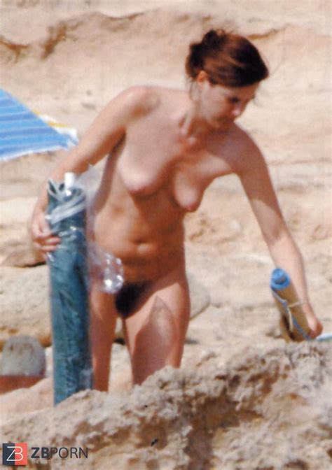 Sveva Sagramola Italian Journalist Bare On The Beach Zb Porn
