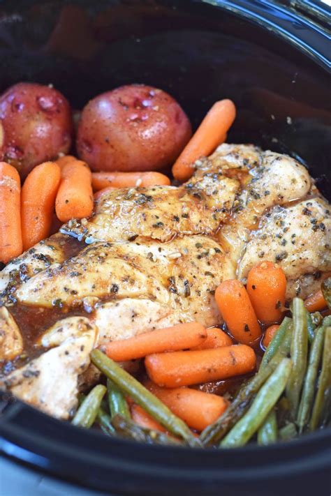 Peppers, water, chicken, taco seasoning, garlic, small onion and 1 more. Slow Cooker Honey Garlic Chicken and Vegetables - This easy and healthy Crock Pot dinner is sure ...