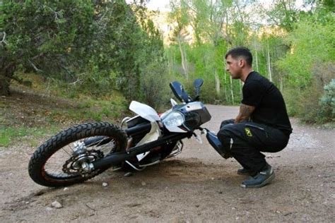 How To Pick Up A Dropped Motorcycle Picking Up A Dropped Motorcycle