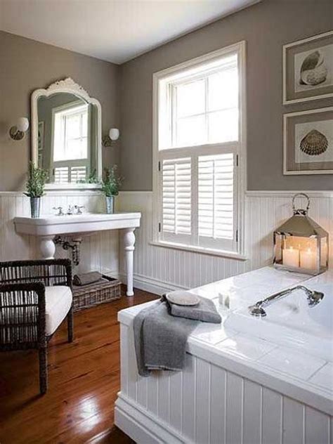 32 Cozy And Relaxing Farmhouse Bathroom Designs - DigsDigs
