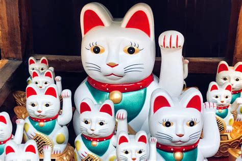 Maneki Neko · Lucky Cat · Legend And Meaning