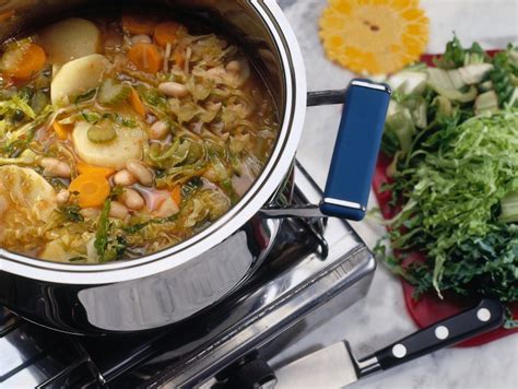 Check spelling or type a new query. Ricetta Ribollita (zuppa di cavolo nero) - Donna Moderna