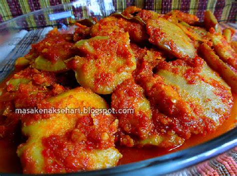 Sambal balado cita rasa pedas namun nikmat, sambal balado khas padang memang maknyus sehingga banyak penggemarnya, ada rahasianya?. Resep Jengkol Sambal Balado Kecap Pedas