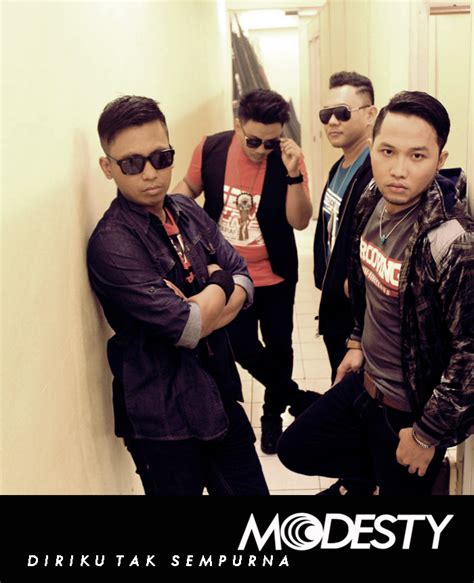 Lagu cinta tak sempurna mp3 & mp4. Lirik Lagu Diriku Tak Sempurna Modesty Band - Arti Lirik ...