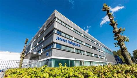 So what does make their the particular cells that are involved in the johnson & johnson vaccine are called perc6 cells. DVO | Johnson & Johnson opent nieuwe Vaccines Launch ...