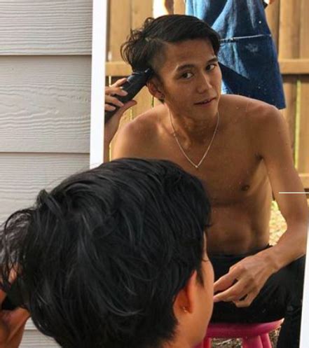 Interact with them by liking or commenting on their works and sending them a message. 大迫傑の嫁橋本あゆみと似てるインスタ画像!ピアス理由 ...