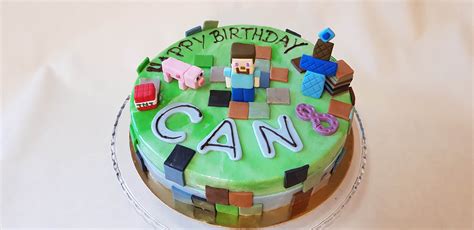 Torta Minecraft Za Gejmere S Figuricama Iz Igrice Horak