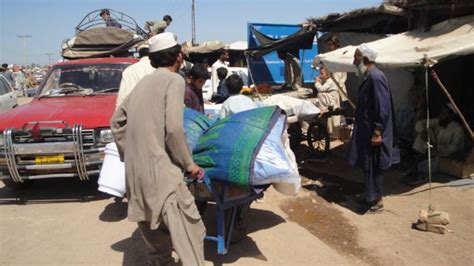 جلوزئی کیمپ، پناہ گزین اور امدادی سامان Bbc News اردو