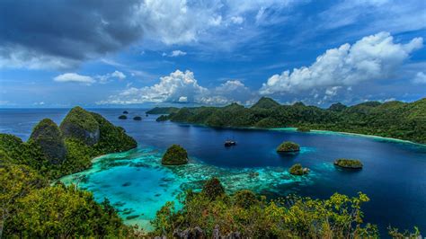 Who who worldwide country overview. Indonesia Tropical Islands Mountain Landscape Wallpapers Hd 2560x1440 : Wallpapers13.com