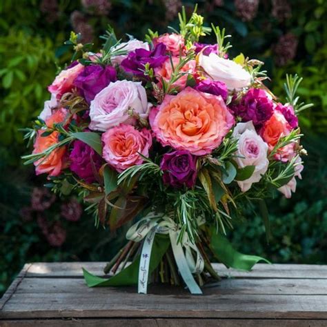 Send flowers to someone special and make them happy using our flower delivery service. Aurora | Luxury flowers, Beautiful flowers, Flowers delivered