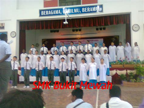 'sekolah menengah kebangsaan tunku ampuan durah' atau nama ringkasnya smktad atau juga dikenali dengan singkatan stad merupakan salah sebuah sekolah yang unggul dan cemerlang di negeri sembilan. My Story
