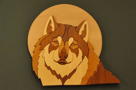 Handmade Wooden Wolf Intarsia Piece Woodland Animals Wall