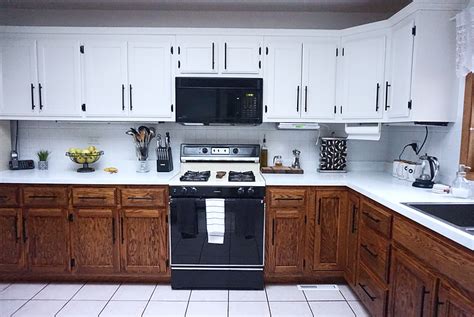 You can paint your cabinets without sanding them! How I Painted My Cabinets Without Sanding (+ VIDEO ...
