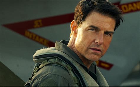 Top Gun Maverick Beats Out Iconic Film At Us Box Office Parade