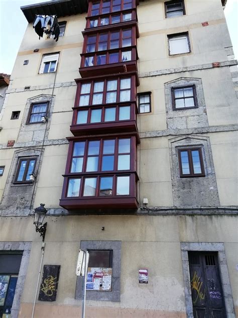 Garaje opcional, conexión a internet y ropa de cama, limpieza de apartamentos. Alquiler apartamento en Santander, Cantabria con acceso a internet - Niumba