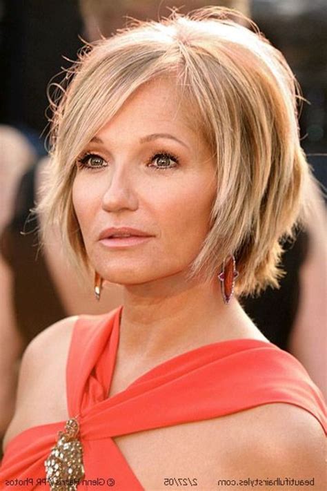 They are easy to style and have a special added oomph. perfect-layered-bob-hairstyle-for-women-over-50 - Short ...