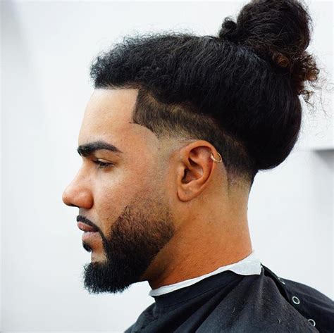 This need to look good with a short, simple hair style can make finding new men's summer haircuts delicate. Man Bun Hairstyles 2020 | Hairstyles for Men 2020 | The ...
