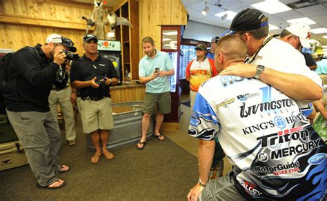 He married his fifth wife, helen morris, on july 22, 1999. Pro Bass Anglers Talk Fishing At Pro Day Before The Mark's ...