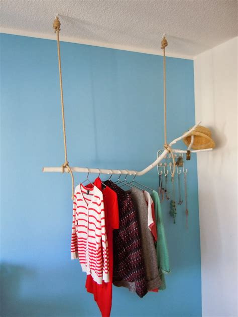 Doch täglich sind wieder oder raupen an der decke. I like it more than cake: DIY Projekt #2: Kleiderstange