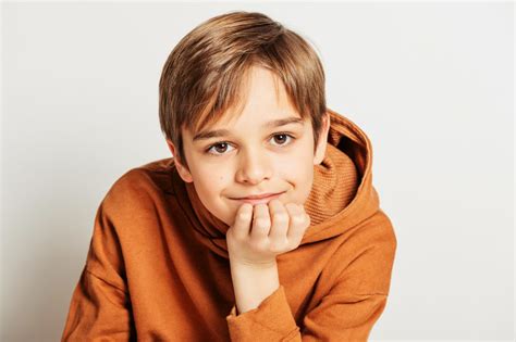 Jungen Mit 12 Jahren Entwicklung Psychologie Probleme Und Sorgen