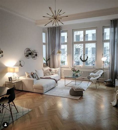 Decken abhaengen ideen fuer wohnzimmer deckengestaltung holzbalken als gestalterisches element. Altbau Wohnzimmer