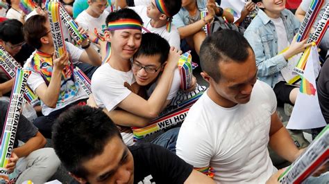 Taiwan Legalises Same Sex Marriage A First In Asia Abc News