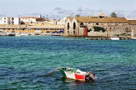 Guida Alle Isole Egadi Come Arrivare Sulle Spiagge Pi Belle Per Una