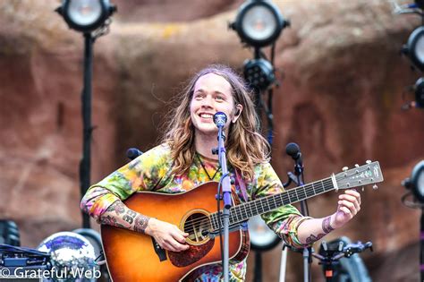 Billy Strings Named 2019 Ibma New Artist Of The Year Guitar Player Of