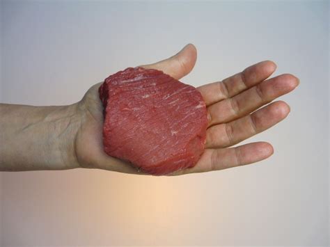 Want to build muscle and lose fat? Q. How much protein should I aim to eat? - Catherine ...