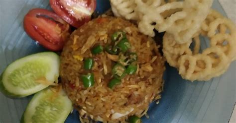 Begini ternyata resep cara membuat nasi goreng atau memasak nasi goreng. Resep Nasi goreng sepesial jawa oleh Firda yuna - Cookpad