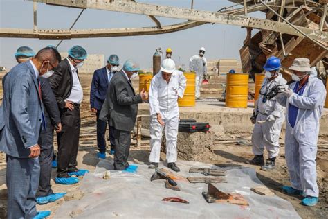 Al-Issa visits the sites of radiation pollution areas in Basrah and