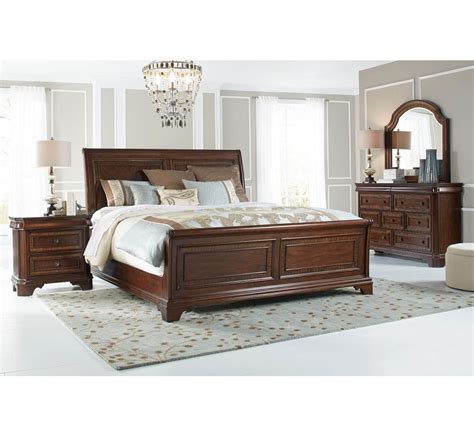 Beds mattresses wardrobes bedding chests of drawers mirrors. Fairmont 5 Pc Queen Bedroom Group | Badcock &more ...