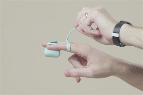 Fin Finger Vibrator For Couples Sex Toy New Kickstarter