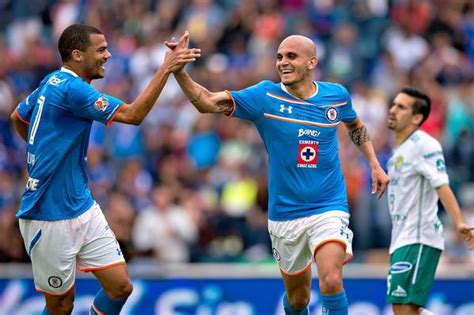 Ambos equipos pelearán por ser el mejor equipo mexicano de la temporada, a. León vs Cruz Azul Apertura 2015 - Futbol Sapiens