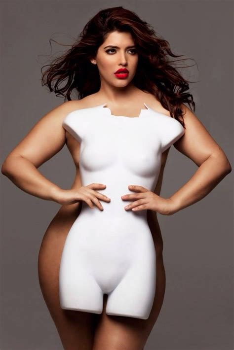 Woman measuring her tummy, dietary supplement. 12 Plus Size Models Who Proved The Fact That Curvy Women ...