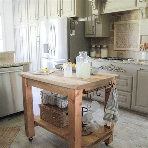 Here we have another mobile kitchen island, because some people prefer wood to pipes. 12 Free DIY Kitchen Island Plans