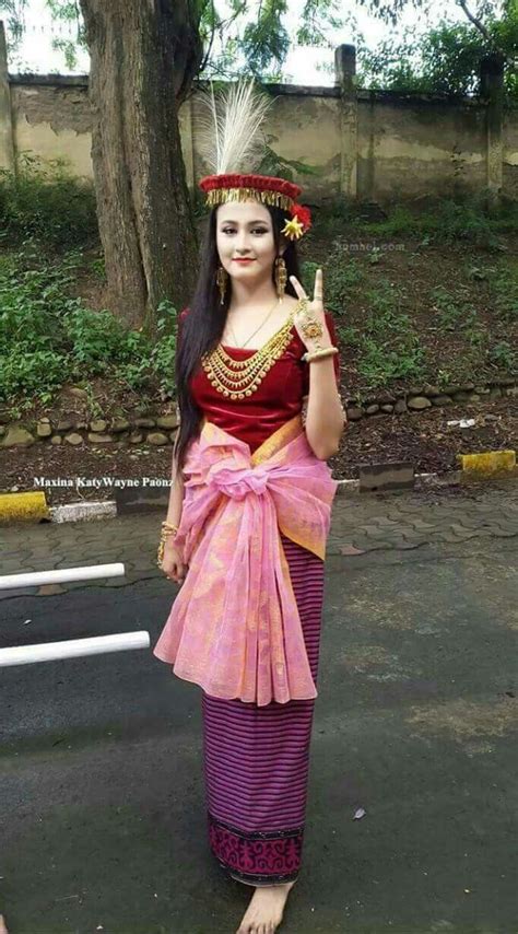 Manipuri Girl For Lai Haraoba India Traditional Dress Traditional