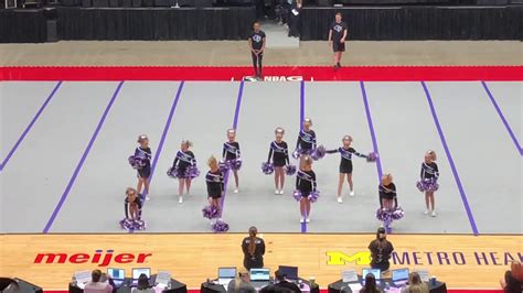 Hudsonville D3 Regional Cheer Competition Youtube