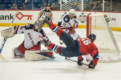 T-Birds Rattle Off Three Unanswered Goals to Down Wolf Pack ...