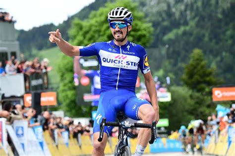 », a avoué alaphilippe à une tablée d'une dizaine de journalistes venus. Országútis hírek külföldről: Julian Alaphilippe nyerte a ...