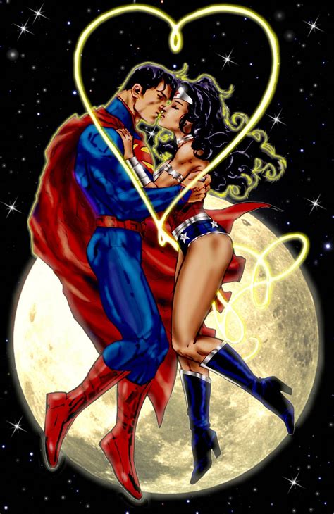 Their Love Is To The Moon Tony S Daniel Wonder Woman Y Superman Wonder Woman Comic Wonder