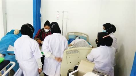 Hal ini yang menjadi landasan diselenggarakannya seminar nasional 'peran kebudayaan dalam pembangunan nasional' yang diadakan oleh. Mahasiswa Program Studi Keperawatan Program Diploma ...