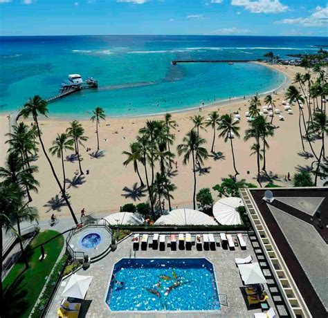 Alii Tower Pool Deck Hilton Hawaiian Village Waikiki Beach