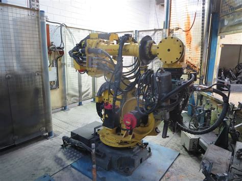 Fabricators and manufacturers rely on a wide array of material joining fanuc offers a wide variety of spot welding robots, process software and hardware solutions to help solve your material joining challenges. Fanuc Robot Spot Welding Cell Auction (0003-3014161 ...