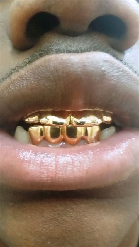 Get a perfect custom fit from an individual gold tooth cap to a full set of diamond grillz. Más de 25 ideas increíbles sobre Diamond grillz en Pinterest | Gold grillz near me, Grillz y ...