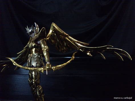 Figure: Sagittarius EX by Bandai.