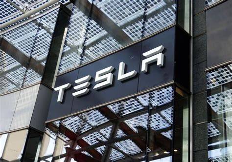 Tesla Ar Putea Construi O Mașină Electrică De 25000 De Euro La Uzina