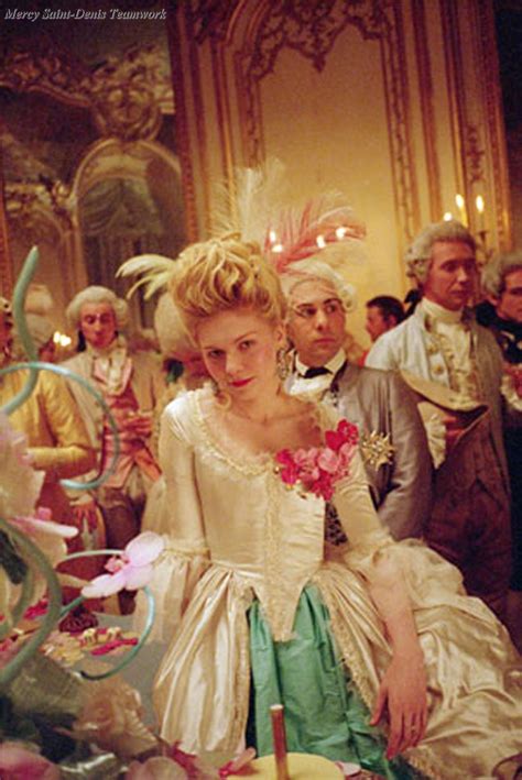 Kirsten Dunst As Marie Antoinette Sofia Coppola Film 2006 Marie