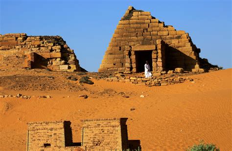 Record Floods Threaten Pyramid Sites In Sudan The Jerusalem Post